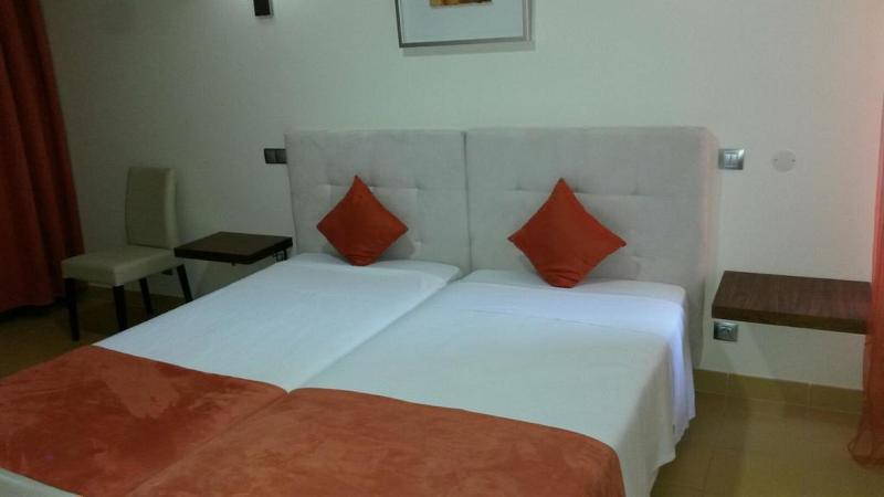 Hotel Praia Sol Quarteira Kültér fotó